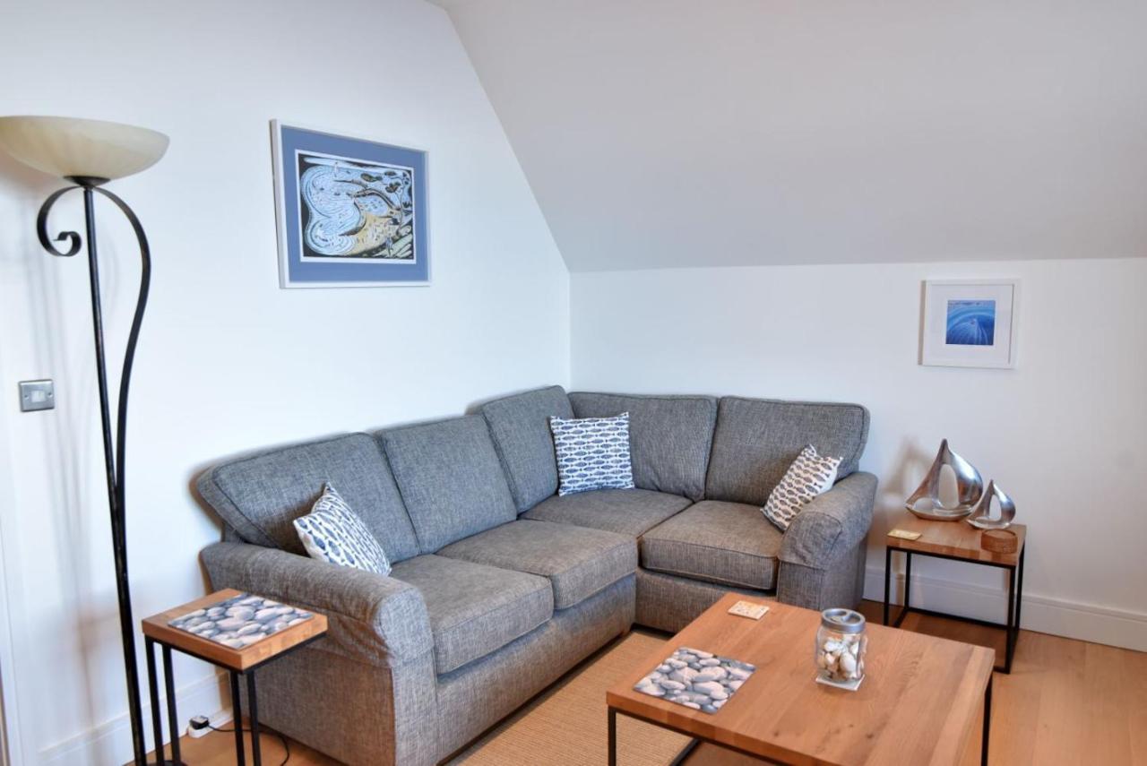 5 Coram Tower Apartment Lyme Regis Bagian luar foto